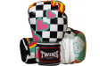 Боксерские перчатки Twins Special FBGVL3-65 Chess 10 oz Боксерские перчатки Twins Special FBGVL3-65 Chess 10 oz
