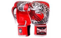Боксерские перчатки Twins Special FBGVL3-52 Dragon red silver 14 oz Боксерские перчатки Twins Special FBGVL3-52 Dragon red silver 14 oz