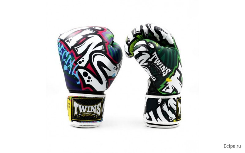 Боксерские перчатки Twins Special FBGVL4-68 Graffiti 16 oz