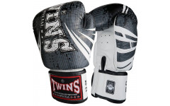 Боксерские перчатки FBGVL3-TW5 black white 10 oz