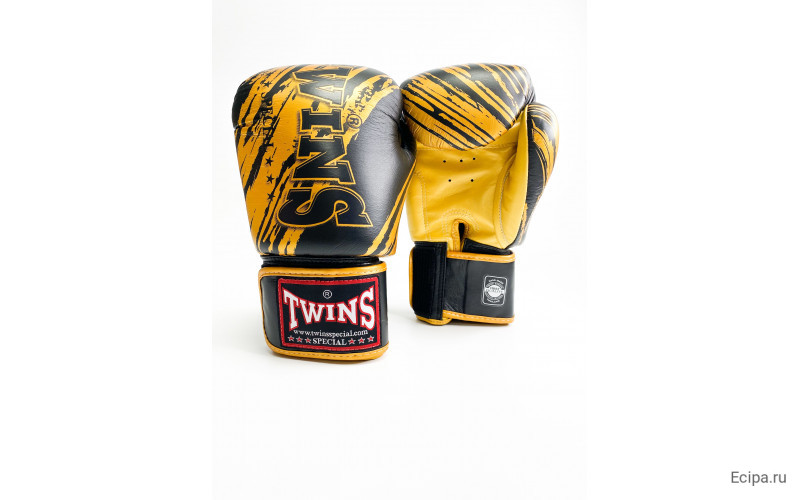 Боксерские перчатки Twins FBGVL3-TW3 black 16 oz