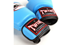 Боксерские перчатки Twins Special BGVL3 light blue 12 oz